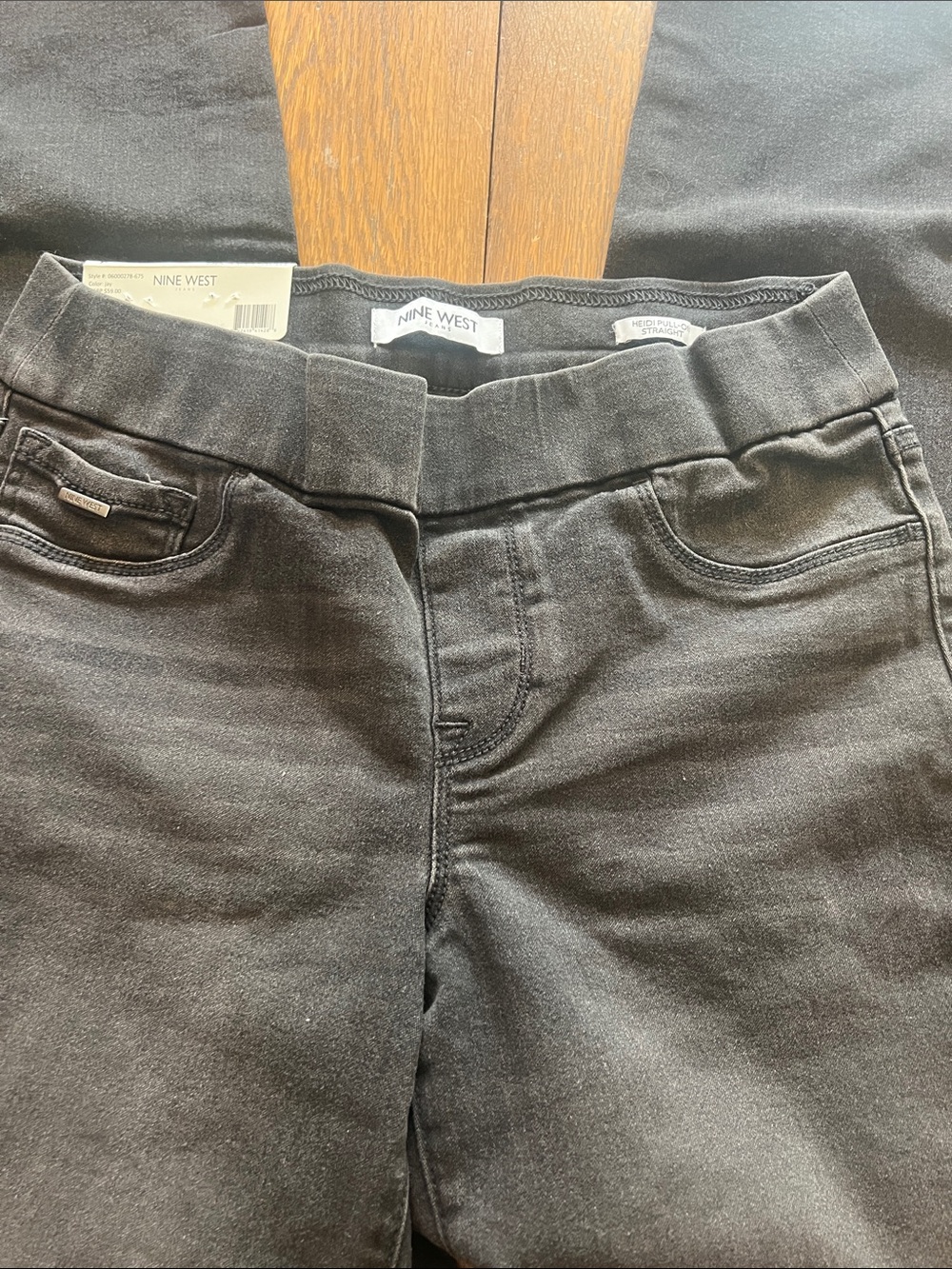 Nine West Size 4 Women’s Black Skinny Pull-On Jeans- NWT - Picture 7 of 7
